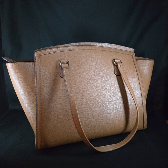 Michael Kors Chantal Tote Camel Pebbled Leather Gold Hardware Classic Luxury Bag - Picture 5 of 12